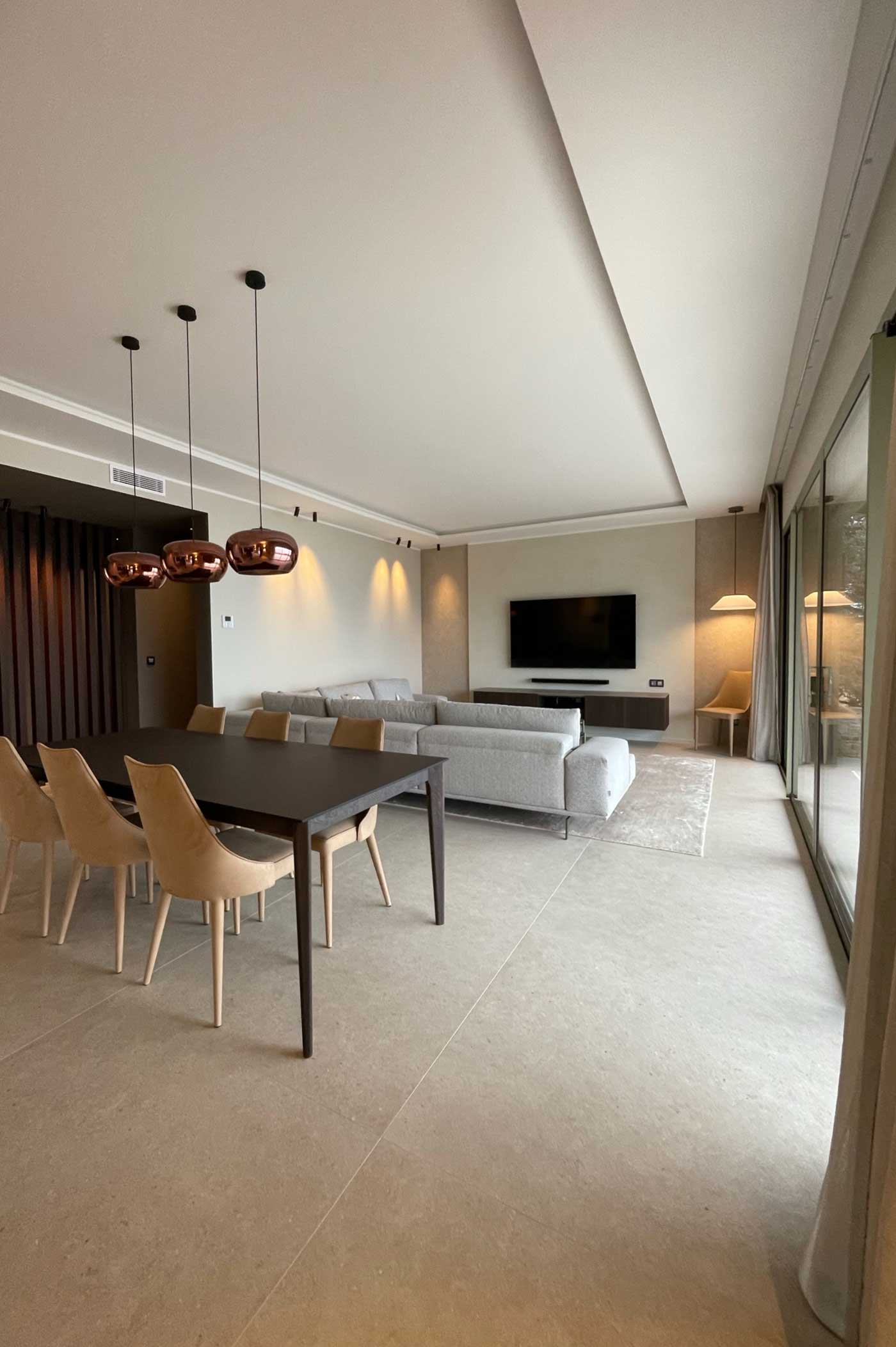 Villa Paradise — Après